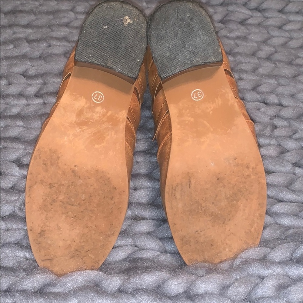 booties - Picture 3 of 4